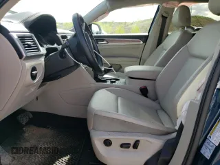 2021 Volkswagen Atlas SE z VIN 1V2HP2CA8MC529312, wystawiony jako Copart lot #55112115 z przebiegiem 60 276 mil mil oraz Szkoda całkowita • Salvage title. Historia ofert i sprzedaży dostępna na DreamBid. Obrazek 7.