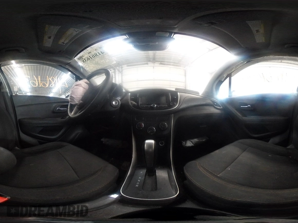 2017 Chevrolet Trax LT z VIN 3GNCJPSB2HL285128, wystawiony jako IAAI lot #41861638 z przebiegiem 129 748 mil mil oraz . Historia ofert i sprzedaży dostępna na DreamBid. Obrazek 18.