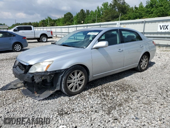 2007 Toyota Avalon XL z VIN 4T1BK36B07U205930, wystawiony jako Copart lot #56550385 z przebiegiem 189 354 mil mil oraz Szkoda całkowita • Salvage title. Historia ofert i sprzedaży dostępna na DreamBid. Obrazek 1.