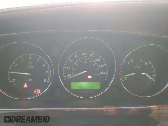 2009 Jaguar XJ with VIN SAJXA82B69SH31532, listed as a Copart auction lot 88027035 with 90,233 mi miles and Clean Title. Bid and sale history available at DreamBid. Image 9.
