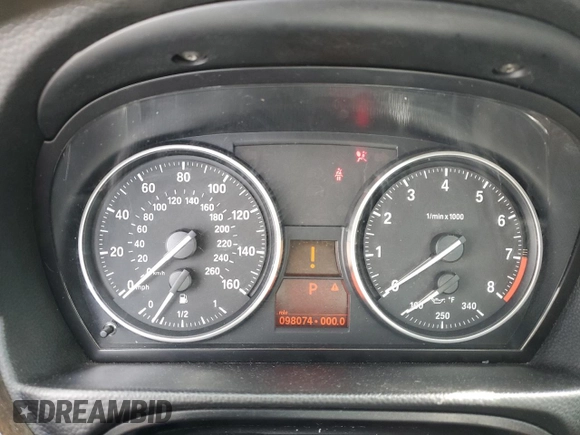 2008 BMW 3 Series 335i z VIN WBAVB77588NH79110, wystawiony jako Copart lot #52767815 z przebiegiem 98 074 mil mil oraz Szkody całkowita. Historia ofert i sprzedaży dostępna na DreamBid. Obrazek 9.