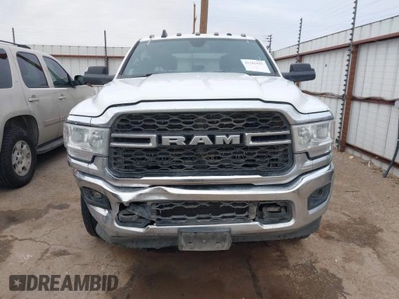 2021 Ram 2500 Tradesman with VIN 3C6UR5HL9MG582014, listed as a IAAI auction lot 41341443 with 127,007 mi miles and . Bid and sale history available at DreamBid. Image 12.