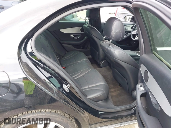 2019 Mercedes-Benz C 300 with VIN 55SWF8DB5KU311624, listed as a IAAI auction lot 41913152 with 75,656 mi miles and . Bid and sale history available at DreamBid. Image 8.