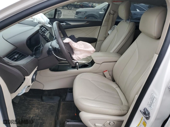 2019 Lincoln MKC Standard with VIN 5LMCJ1D92KUL01799, listed as a Copart auction lot 43443445 with 70,443 mi miles and Salvage Title. Bid and sale history available at carsss.com. Image 7.