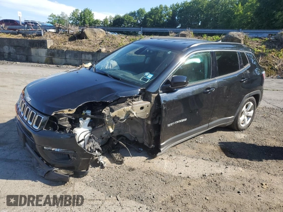 2019 Jeep Compass Latitude z VIN 3C4NJDBB5KT776588, wystawiony jako Copart lot #63143405 z przebiegiem 55 359 mil mil oraz Szkoda całkowita • Salvage title. Historia ofert i sprzedaży dostępna na DreamBid. Obrazek 1.