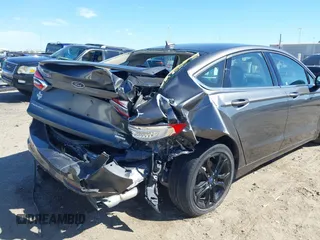 2020 Ford Fusion SE with VIN 3FA6P0HD0LR147782, listed as a IAAI auction lot 41801234 with 46,471 mi miles. Bid and sale history available at carsss.com. Image 6.