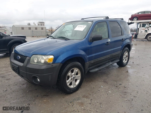 2007 Ford Escape XLT with VIN 1FMYU93117KA12085, listed as a IAAI auction lot 41195171 with 97,706 mi miles. Bid and sale history available at carsss.com. Image 19.