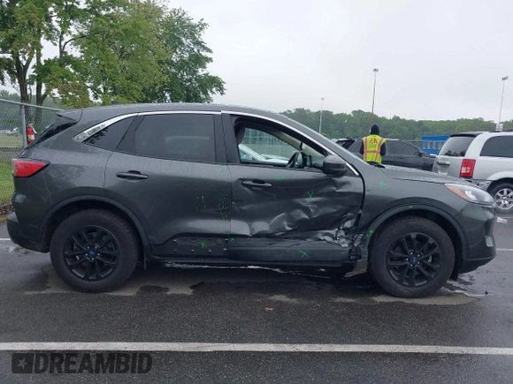 2020 Ford Escape SE z VIN 1FMCU9G65LUC57664, wystawiony jako IAAI lot #42439077 z przebiegiem 48 120 mil mil oraz . Historia ofert i sprzedaży dostępna na DreamBid. Obrazek 13.