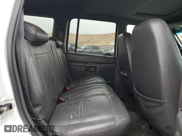 2000 Mercury Mountaineer z VIN 4M2ZU86P9YUJ19811, wystawiony jako Copart lot #82211724 z przebiegiem 251 761 mil mil oraz Szkoda całkowita • Salvage title. Historia ofert i sprzedaży dostępna na DreamBid. Obrazek 11.