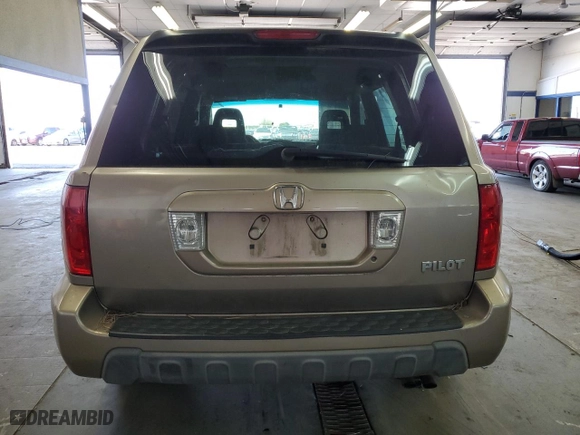 2004 Honda Pilot LX with VIN 2HKYF18164H560909, listed as a Copart auction lot 53088025 with 253,699 mi miles and Clean Title. Bid and sale history available at carsss.com. Image 6.