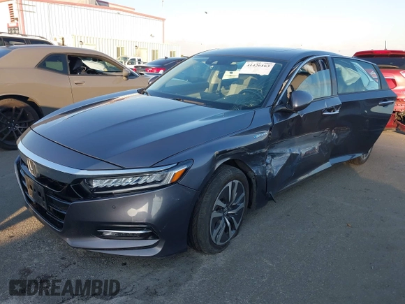 2018 Honda Accord Touring z VIN 1HGCV3F90JA004424, wystawiony jako IAAI lot #41426163 z przebiegiem 108 619 mil mil oraz . Historia ofert i sprzedaży dostępna na DreamBid. Obrazek 2.
