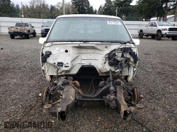 1997 Chevrolet Tahoe z VIN 3GNEC18R7VG122449, wystawiony jako Copart lot #85718304 z przebiegiem Nie podano mil oraz Szkoda całkowita • Salvage title. Historia ofert i sprzedaży dostępna na DreamBid. Obrazek 5.