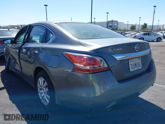 2015 Nissan Altima 2.5 S with VIN 1N4AL3AP4FN872532, listed as a IAAI auction lot 42019528 with 164,966 mi miles. Bid and sale history available at carsss.com. Image 3.