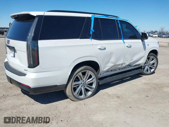 2025 Cadillac Escalade 4WD Sport Platinum with VIN 1GYS9GRL7SR114980, listed as a IAAI auction lot 41734072 with 1,780 mi miles and . Bid and sale history available at DreamBid. Image 4.