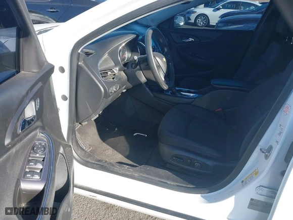 2017 Chevrolet Malibu LT with VIN 1G1ZE5ST8HF205984, listed as a IAAI auction lot 41679562 with 107,275 mi miles. Bid and sale history available at carsss.com. Image 5.