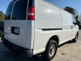 2020 Chevrolet Express Cargo with VIN 1GCWGAFG9L1220204, listed as a IAAI auction lot 41936790 with 155,438 mi miles and . Bid and sale history available at DreamBid. Image 1.