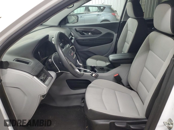2024 GMC Terrain SLE z VIN 3GKALMEG4RL274749, wystawiony jako Copart lot #53478365 z przebiegiem 20 916 mil mil oraz Szkody całkowita. Historia ofert i sprzedaży dostępna na DreamBid. Obrazek 7.