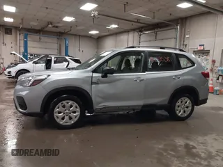 2019 Subaru Forester with VIN JF2SKACC1KH567791, listed as a IAAI auction lot 41433538 with 192,198 mi miles. Bid and sale history available at carsss.com. Image 14.