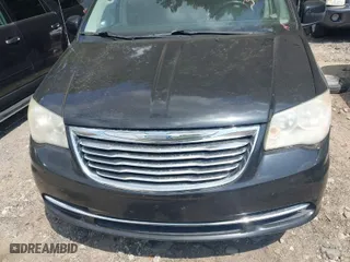 2012 Chrysler Town & Country Touring with VIN 2C4RC1BG4CR305753, listed as a IAAI auction lot 40175748 with 165,357 mi miles. Bid and sale history available at carsss.com. Image 6.