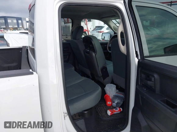 2018 Ram 1500 Tradesman с VIN 1C6RR6FGXJS341424, выставлен на аукционе IAAI как лот 41609821 с пробегом 86 894 миль миль и . История ставок и продаж доступна на DreamBid. Изображение 8.
