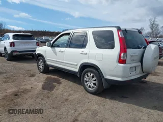 2005 Honda CR-V EX SE with VIN JHLRD78915C028891, listed as a IAAI auction lot 41672320 with 189,691 mi miles. Bid and sale history available at carsss.com. Image 3.