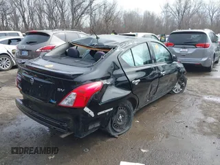2016 Nissan Versa S z VIN 3N1CN7AP0GL829847, wystawiony jako IAAI lot #41688883 z przebiegiem 73 000 mil mil oraz . Historia ofert i sprzedaży dostępna na DreamBid. Obrazek 4.