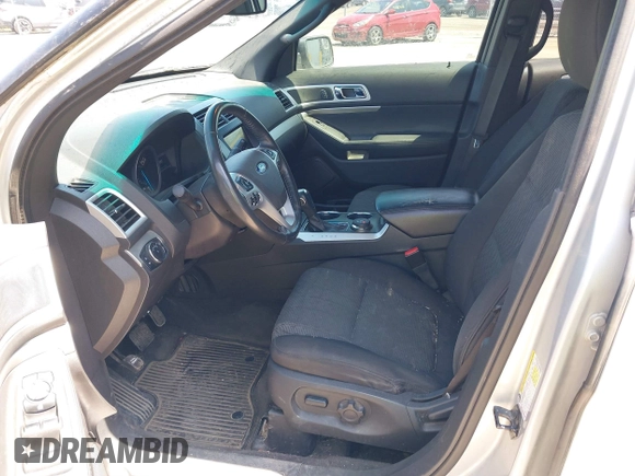 2011 Ford Explorer XLT with VIN 1FMHK8D8XBGA17034, listed as a IAAI auction lot 42537316 with 266,686 mi miles and . Bid and sale history available at DreamBid. Image 5.