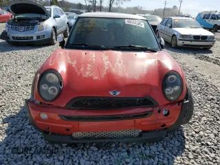 2004 MINI Hardtop with VIN WMWRC33484TJ53757, listed as a Copart auction lot 48534305 with 166,771 mi miles and Salvage Title. Bid and sale history available at DreamBid. Image 5.