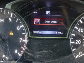 2018 Nissan Altima 2.5 SV with VIN 1N4AL3AP0JC136126, listed as a IAAI auction lot 41431759 with 170,825 mi miles. Bid and sale history available at carsss.com. Image 15.