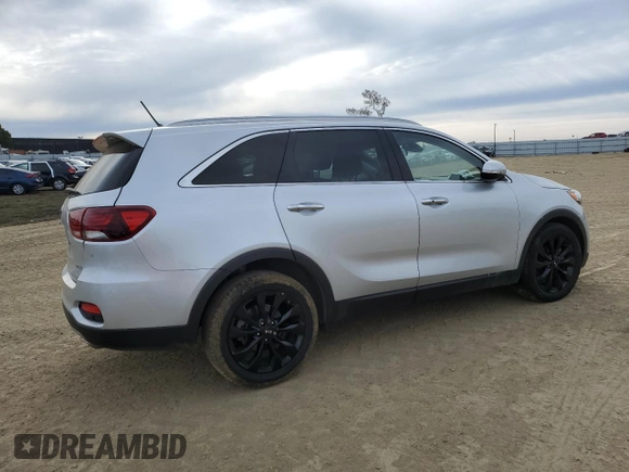 2020 Kia Sorento EX V6 with VIN 5XYPH4A56LG708101, listed as a Copart auction lot 45093475 with 28,430 mi miles and Salvage Title. Bid and sale history available at carsss.com. Image 3.