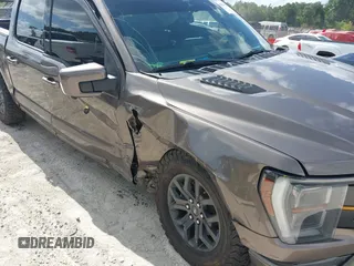 2022 Ford F-150 XL с VIN 1FTEW1E81NFA03079, выставлен на аукционе IAAI как лот 42639680 с пробегом 96 132 миль миль и . История ставок и продаж доступна на DreamBid. Изображение 6.
