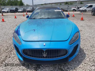 2008 Maserati GranTurismo z VIN ZAMGJ45A180038235, wystawiony jako Copart lot #63444435 z przebiegiem 27 mil mil oraz Czysty tytuł • Clean title. Historia ofert i sprzedaży dostępna na DreamBid. Obrazek 5.