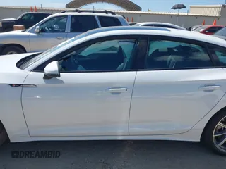 2025 Audi A5 Sportback S line Premium z VIN WAUDACF5XSA009799, wystawiony jako IAAI lot #42460461 z przebiegiem 13 011 mil mil oraz . Historia ofert i sprzedaży dostępna na DreamBid. Obrazek 14.