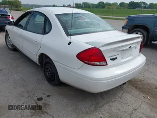 2005 Ford Taurus SE with VIN 1FAHP532X5A195203, listed as a IAAI auction lot 42197177 with 152,256 mi miles and . Bid and sale history available at DreamBid. Image 3.
