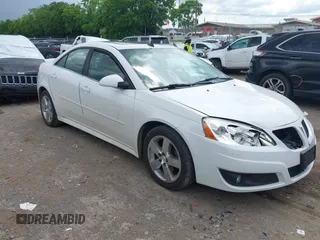 2010 Pontiac G6 w/1SF z VIN 1G2ZA5EK4A4154740, wystawiony jako IAAI lot #42231065 z przebiegiem 261 525 mil mil oraz . Historia ofert i sprzedaży dostępna na DreamBid. Obrazek 1.