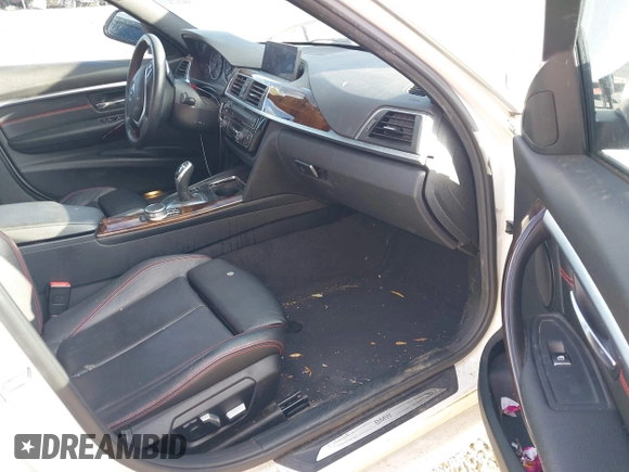 2018 BMW 3 Series 330i xDrive with VIN WBA8D9G52JNU68682, listed as a IAAI auction lot 41421618 with 117,301 mi miles and . Bid and sale history available at DreamBid. Image 5.
