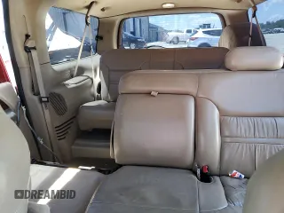 2000 Ford Excursion Limited z VIN 1FMNU42S2YED84910, wystawiony jako Copart lot #57272245 z przebiegiem 235 173 mil mil oraz Szkoda całkowita • Salvage title. Historia ofert i sprzedaży dostępna na DreamBid. Obrazek 10.