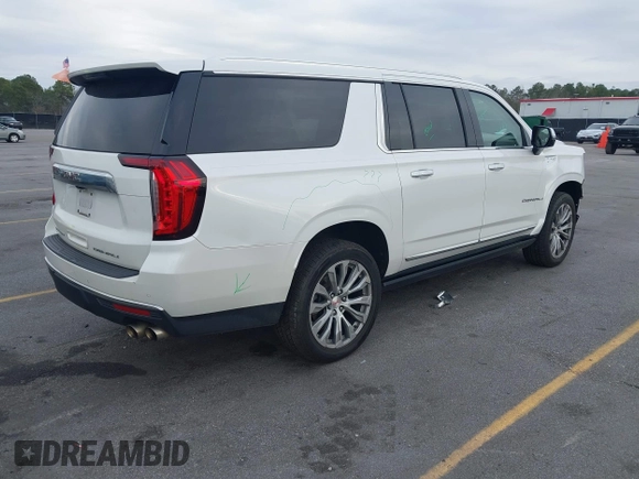 2021 GMC Yukon XL Denali with VIN 1GKS2JKL9MR344139, listed as a IAAI auction lot 41314828 with 79,703 mi miles. Bid and sale history available at carsss.com. Image 4.