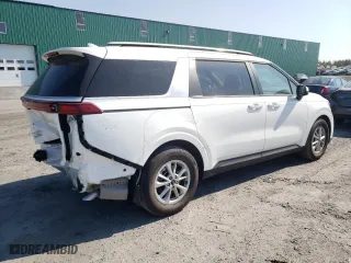 2024 Kia Carnival LX with VIN KNDNB5H34R6450188, listed as a Copart auction lot 79611194 with 5,382 mi miles and Salvage Title. Bid and sale history available at carsss.com. Image 3.