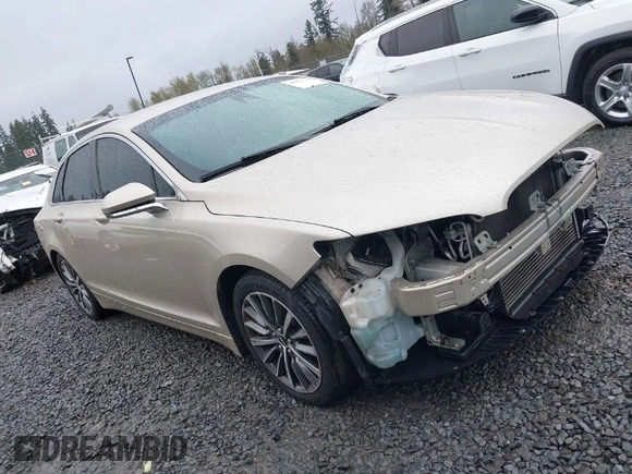 2017 Lincoln MKZ Select with VIN 3LN6L5C9XHR657825, listed as a IAAI auction lot 41950371 with 47,637 mi miles. Bid and sale history available at carsss.com. Image 1.