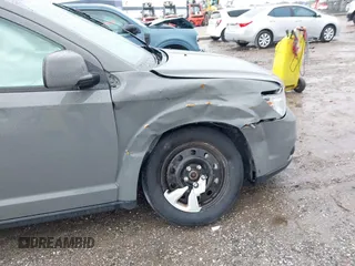 2019 Dodge Journey SE with VIN 3C4PDCBB2KT804440, listed as a IAAI auction lot 41333876 with 72,209 mi miles and . Bid and sale history available at DreamBid. Image 6.