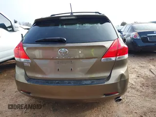 2010 Toyota Venza with VIN 4T3ZA3BB1AU022011, listed as a IAAI auction lot 41459465 with 111,258 mi miles. Bid and sale history available at carsss.com. Image 16.