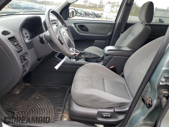 2005 Ford Escape XLT with VIN 1FMCU03105DA17737, listed as a Copart auction lot 79019394 with 183,304 mi miles and Clean Title. Bid and sale history available at DreamBid. Image 7.