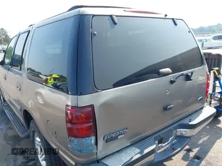 2001 Ford Expedition XLT with VIN 1FMRU15W71LA29912, listed as a IAAI auction lot 42422518 with 386,554 mi miles and . Bid and sale history available at DreamBid. Image 3.