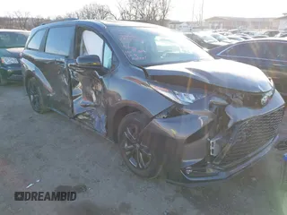 2025 Toyota Sienna XSE z VIN 5TDDSKFC7SS158263, wystawiony jako IAAI lot #41454280 z przebiegiem 8 408 mil mil oraz . Historia ofert i sprzedaży dostępna na DreamBid. Obrazek 6.
