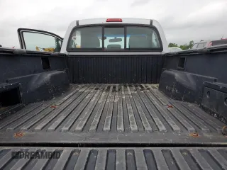 2008 Toyota Tacoma z VIN 5TENX22N08Z551644, wystawiony jako Copart lot #61460485 z przebiegiem 317 705 mil mil oraz Szkoda całkowita • Salvage title. Historia ofert i sprzedaży dostępna na DreamBid. Obrazek 10.