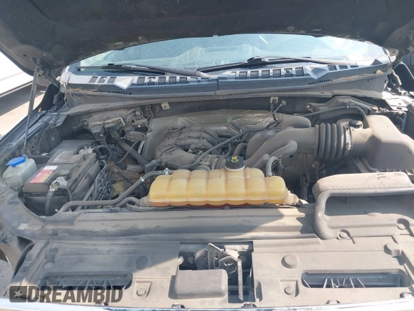2016 Ford F-150 XLT with VIN 1FTEX1E80GKD98282, listed as a IAAI auction lot 40317900 with 159,605 mi miles. Bid and sale history available at carsss.com. Image 10.