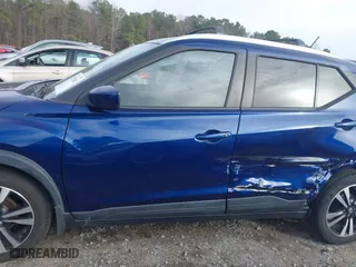 2019 Nissan Kicks SV with VIN 3N1CP5CU8KL557557, listed as a IAAI auction lot 41725802 with 94,023 mi miles. Bid and sale history available at carsss.com. Image 14.
