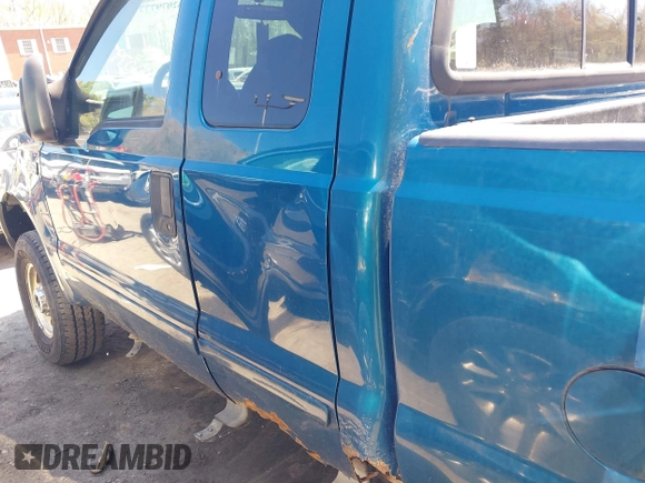 2002 Ford F-350 XL with VIN 1FTSX31S12ED44853, listed as a IAAI auction lot 42079777 with 177,233 mi miles and . Bid and sale history available at DreamBid. Image 6.
