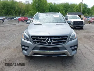2013 Mercedes-Benz M 550 with VIN 4JGDA7DBXDA195653, listed as a IAAI auction lot 42261856 with 191,810 mi miles and . Bid and sale history available at DreamBid. Image 12.